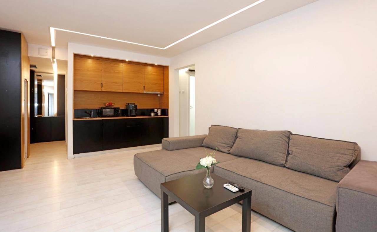 Platinum Apartment With 2 Bedrooms 부쿠레슈티 외부 사진