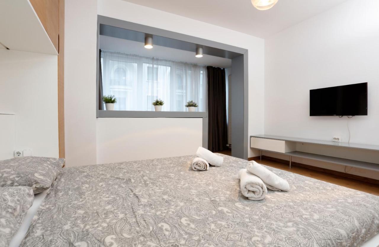 Platinum Apartment With 2 Bedrooms 부쿠레슈티 외부 사진